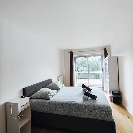Appartamento Quiet Garden-facing Retreat *