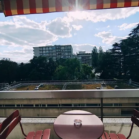 Appartamento Quiet Garden-facing Retreat Parigi